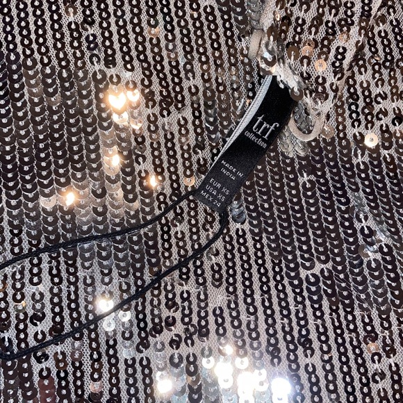 🎉HP🎉 Zara TRF Silver Sequin Halter Top XS - Picture 4 of 4